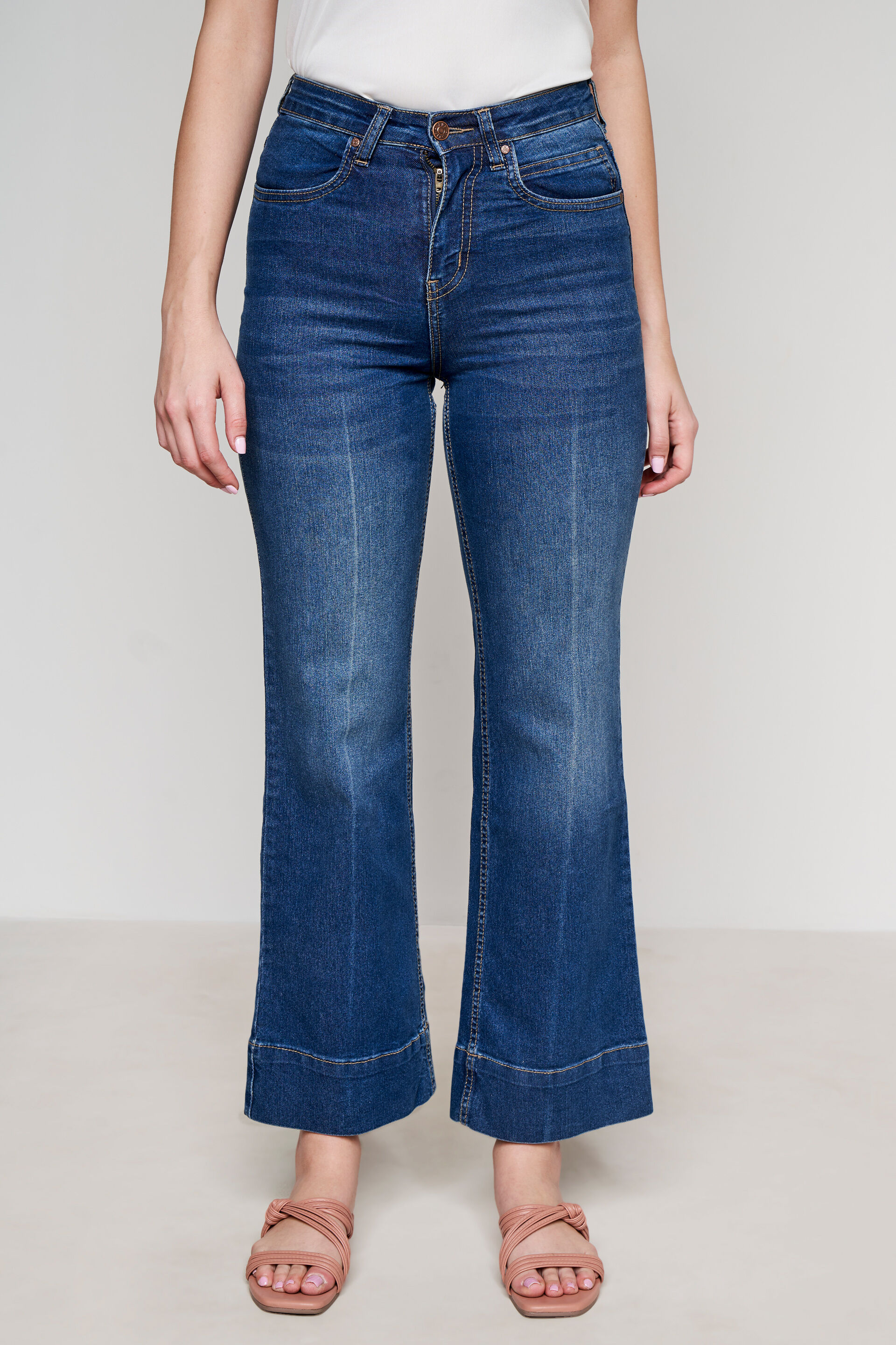 Betty - Indigo Blue Wide-Leg Jeans